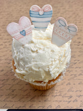 Load image into Gallery viewer, Rustic Hearts Edible Toppers
