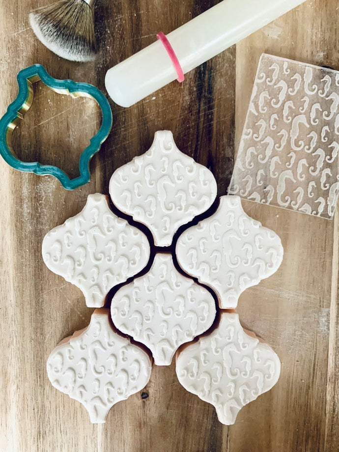Arabesque Cutter