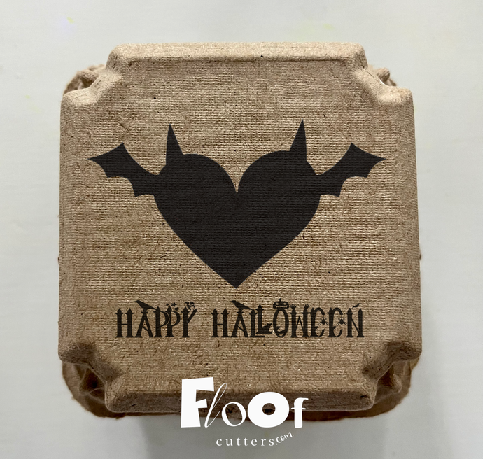 Haunted Halloween Heart Bomb Carton